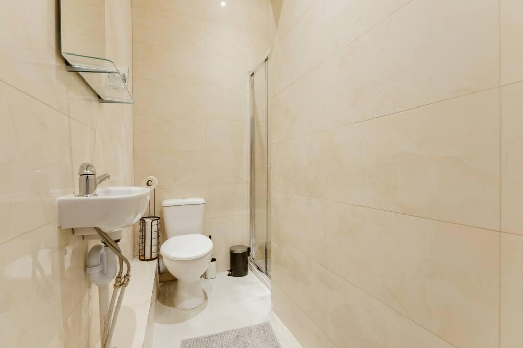 Stylish Kitchenette In Central London'S Vibrant Holloway District المظهر الخارجي الصورة
